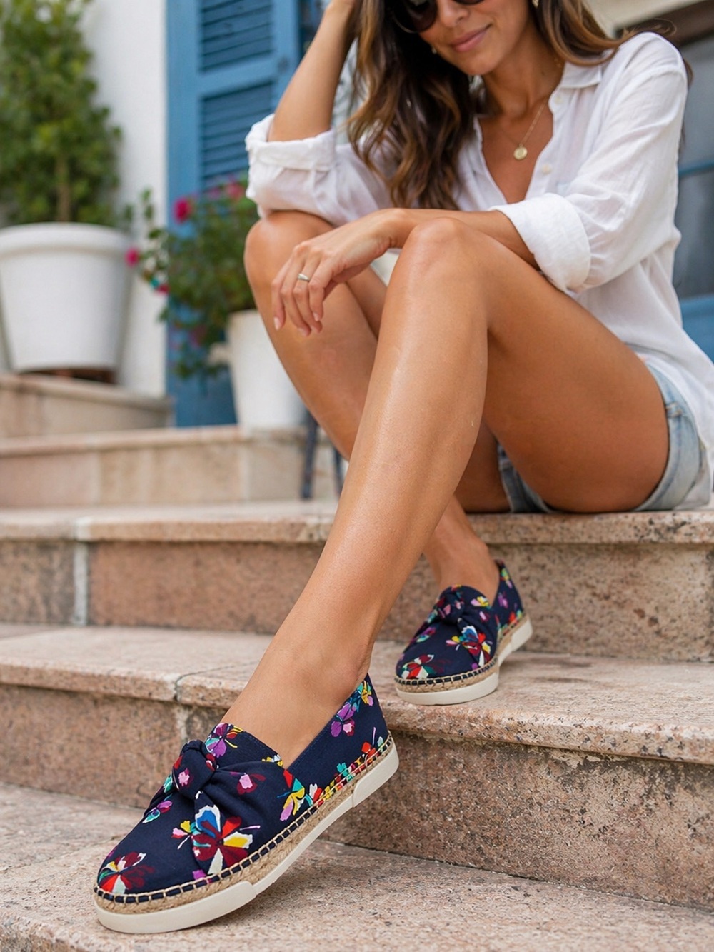 NIB Vince Camuto Tratida Canvas Slip On Espadrilles Women's Size 9 M Navy Floral